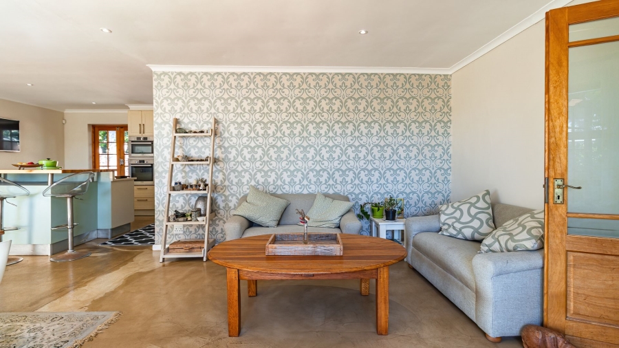 5 Bedroom Property for Sale in Miramar Eastern Cape